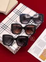 خرید قیمت عینک آفتابی زنانه بربری مدل BURBERRY BE4294 عثمانی اپتیک