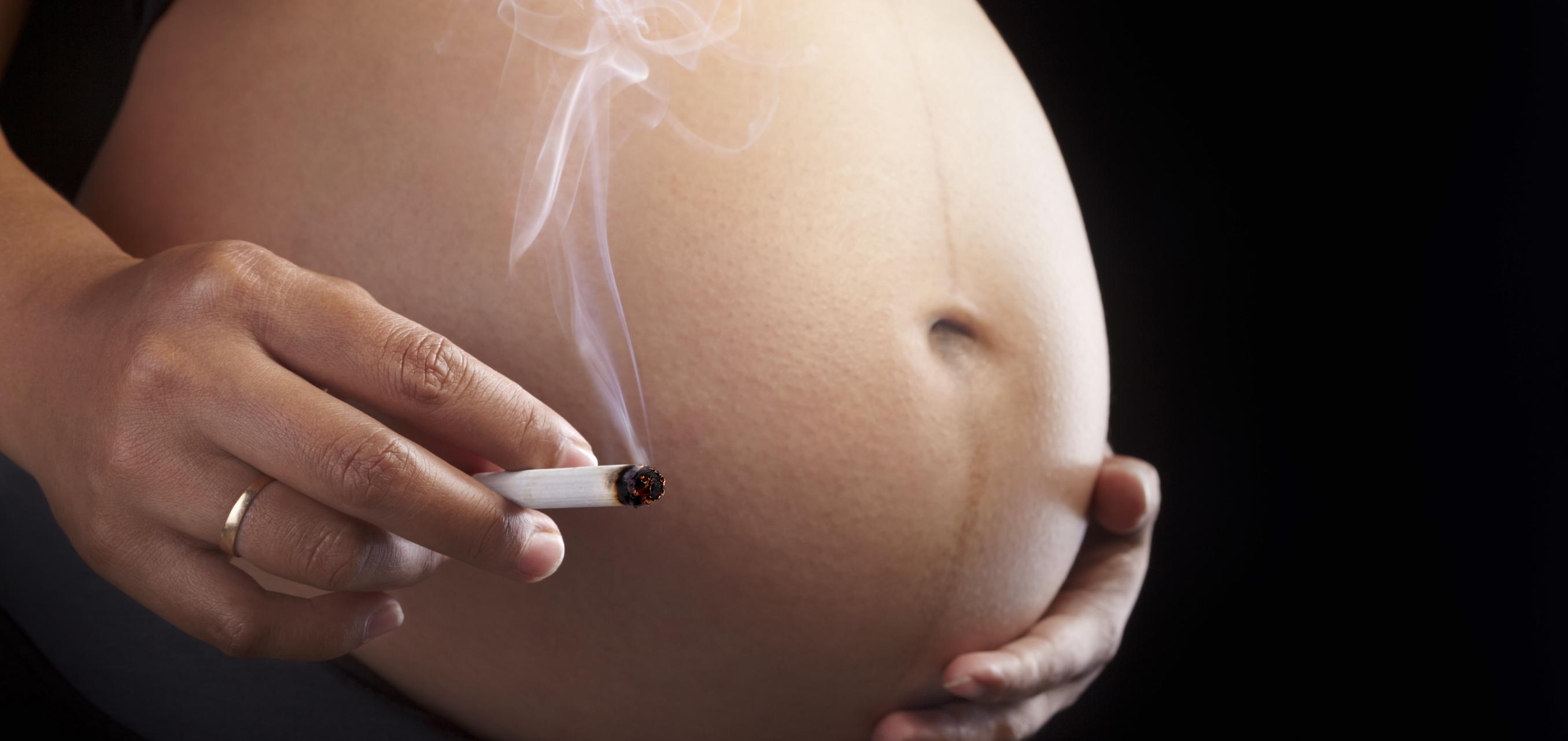تاثیر سیگار بر جنین