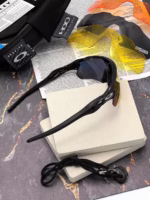 خرید قیمت عینک ورزشی اوکلی مدل OAKLEY RADAR EV عثمانی اپتیک