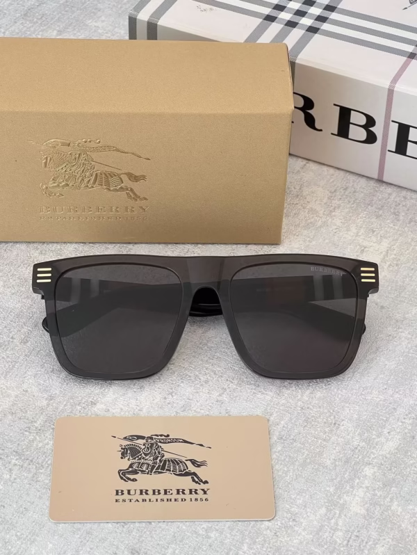خرید قیمت عینک آفتابی بربری مدل BURBERRY BE4382 عثمانی اپتیک