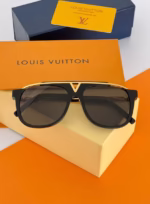 خرید قیمت عینک آفتابی اسپرت لویس ویتون مدل LOUIS VUITTON Z0936E عثمانی اپتیک