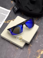خرید قیمت عینک آفتابی اوکلی مدل OAKLEY OO6113 عثمانی اپتیک