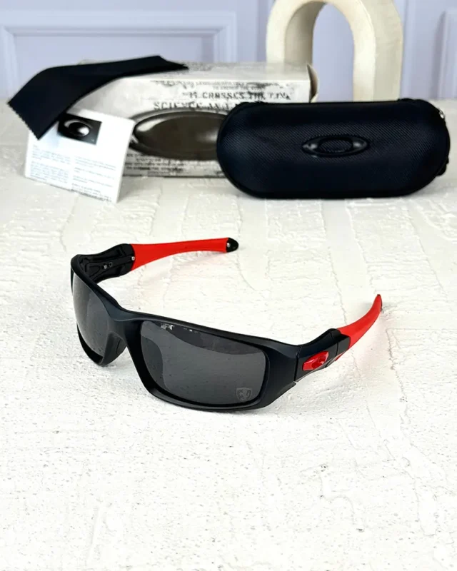 خرید قیمت عینک ورزشی اسپرت اوکلی مدل OAKLEY OO4047 عثمانی اپتیک