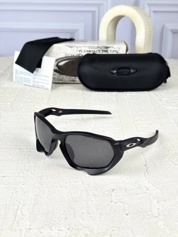 خرید قیمت عینک ورزشی اسپرت اوکلی مدل OAKLEY OO9019 عثمانی اپتیک
