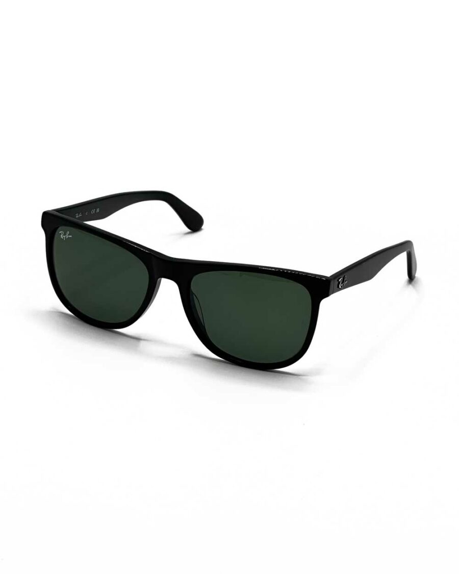 عینک آفتابی برند ریبن مدل 4412i رنگ فریم مشکی با عدسی سبز زاویه 45 درجه سه‌رخ کامل