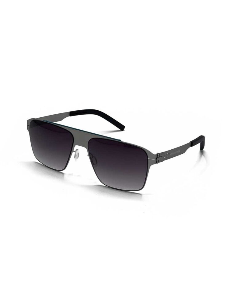 عینک آفتابی برند آیس‌برلین مدل amg05 رنگ فریم نقره‌ای با عدسی گرادیانت مشکی زاویه 45درجه سه رخ کامل