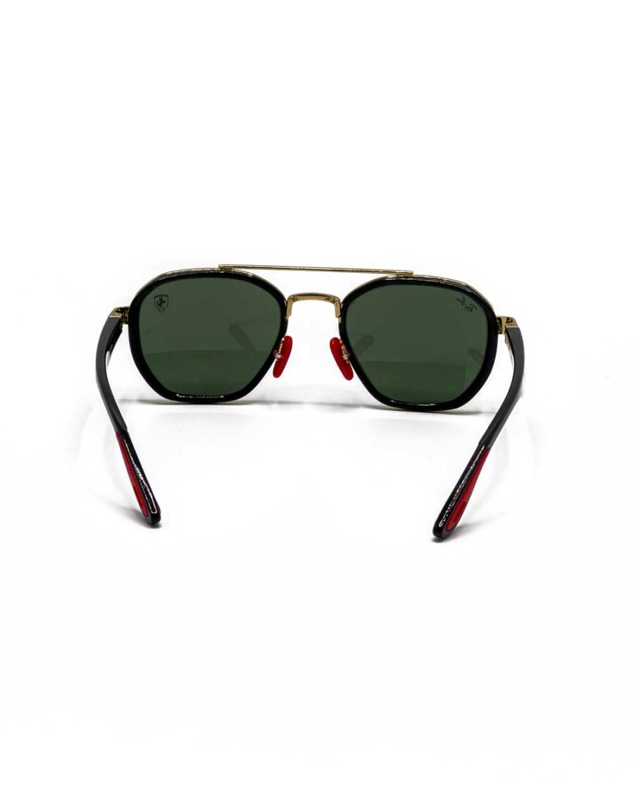 عینک آفتابی برند ریبن مدل فراری 3676 رنگ فریم مشکی و عدسی سبز زاویه باز از عقب