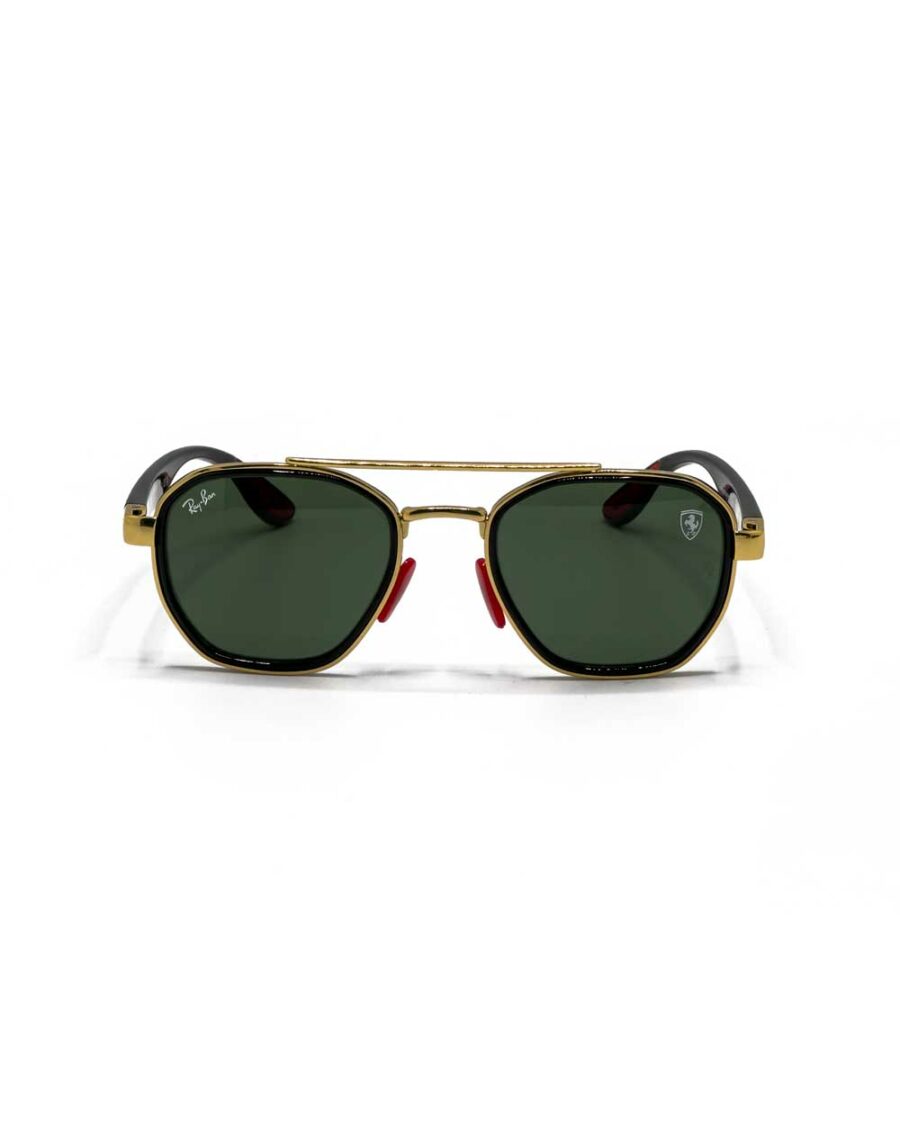 عینک آفتابی برند ریبن مدل فراری 3676 رنگ فریم مشکی و عدسی سبز زاویه باز از جلو