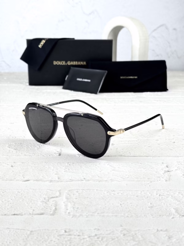 خرید قیمت عینک آفتابی اسپرت دولچه گابانا مدل DOLCE&GABBANA DG4330 عثمانی اپتیک