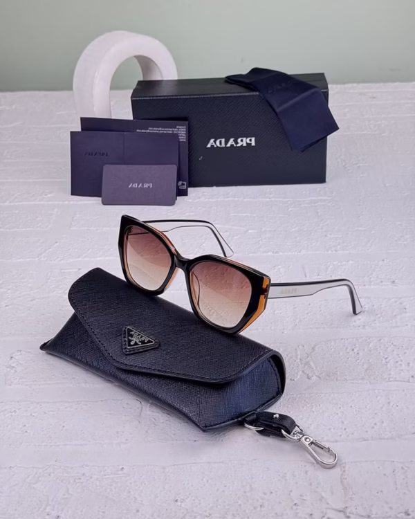 خرید قیمت عینک آفتابی زنانه پرادا مدل PRADA PR04VS عثمانی اپتیک