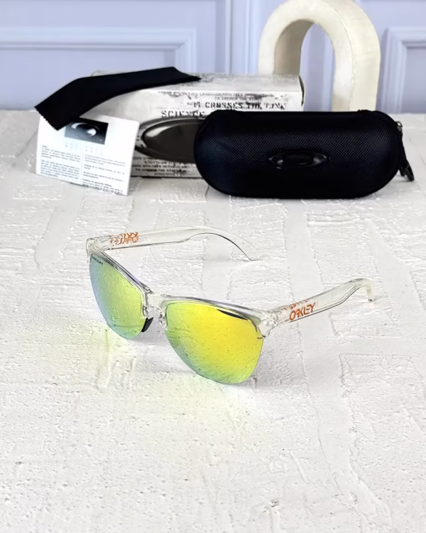 خرید قیمت عینک آفتابی اسپرت ورزشی اوکلی مدل OAKLEY OO9374 (sl) عثمانی اپتیک