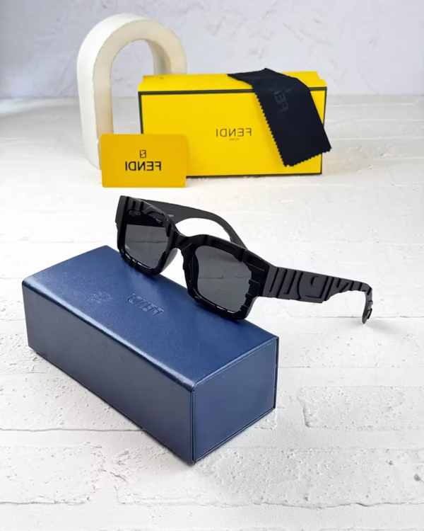 خرید قیمت عینک آفتابی اسپرت فندی مدل FENDI FE0951 عثمانی اپتیک