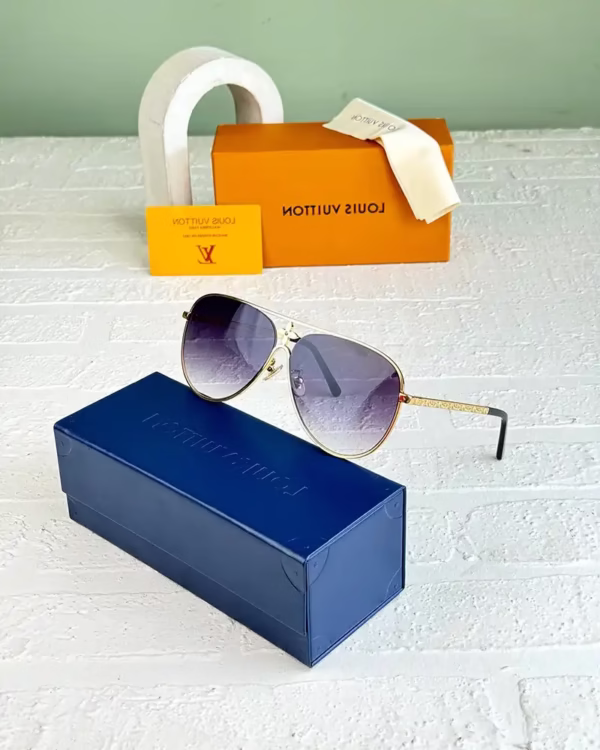 خرید قیمت عینک آفتابی زنانه لویس ویتون مدل LOUIS VUITTON Z1869 عثمانی اپتیک