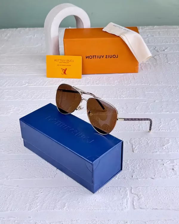 خرید قیمت عینک طبی زنانه لویس ویتون مدل LOUIS VUITTON Z2049U عثمانی اپتیک