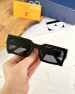خرید قیمت عینک آفتابی زنانه لویس ویتون مدل LOUIS VUITTON Z1910E عثمانی اپتیک