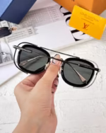 خرید قیمت عینک آفتابی اسپرت لویس ویتون مدل LOUIS VUITTON Z2213U عثمانی اپتیک