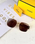 خرید قیمت عينک آفتابی زنانه فندی مدل FENDI FE40109U عثمانی اپتیک