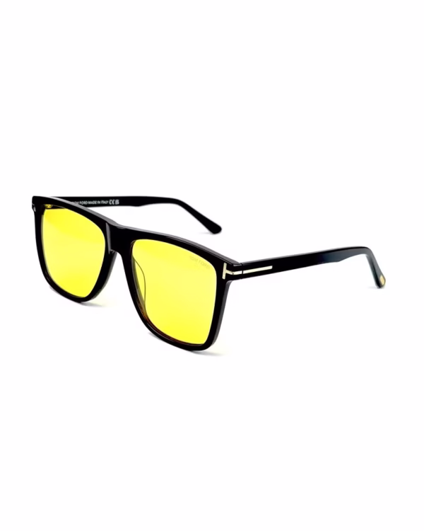 خرید قیمت عینک آفتابی اسپرت تامفورد مدل Tom Ford FT0832 عثمانی اپتیک