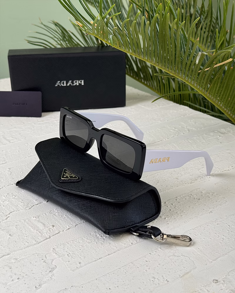 PRADA SPRA07S 52-20 1AB-06B (4) عینک آفتابی زنانه پرادا مدل PRADA SPRA07S (sl) - Image 1